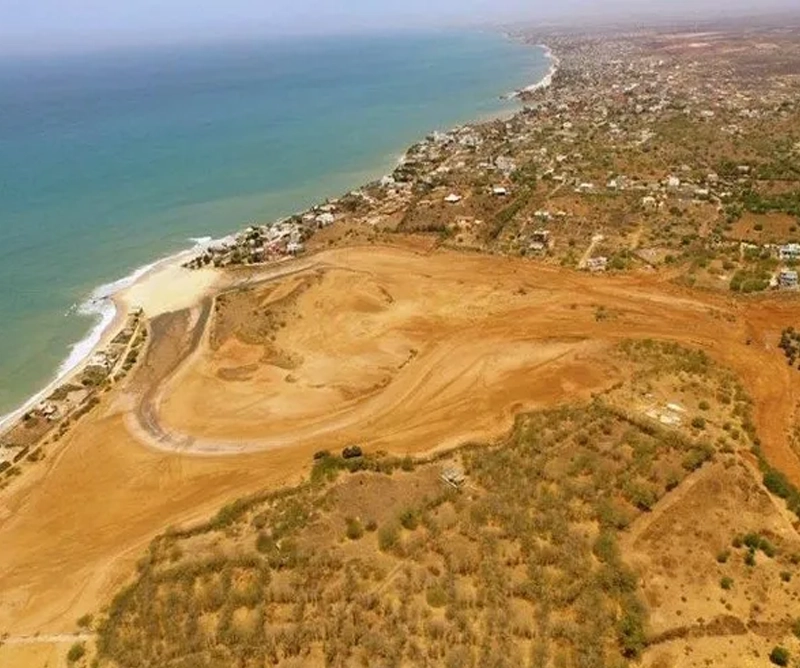 Le-port-du-futur-en-eau-profonde-de-Dayane-Senegal-inquiete-ecologistes-et-pecheurs copie